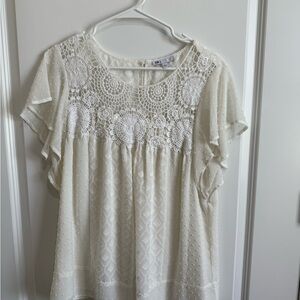 DR2 Flutter Sleeve Lace Blouse in L